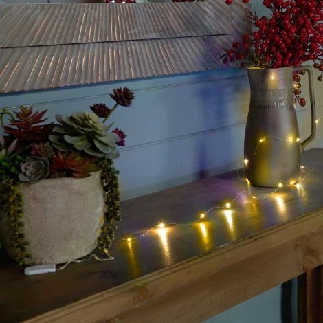 Светодиодная гирлянда линейная Роса 2700К 2м с питанием от батареек Feron CL588 51439