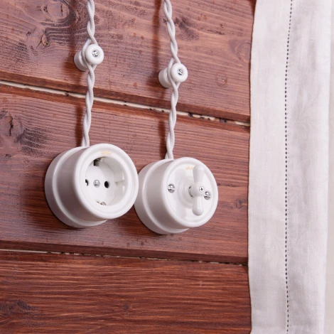 Комплект изоляторов без винта 50 шт. (белый) Ретро Werkel W6431301 (a051314)