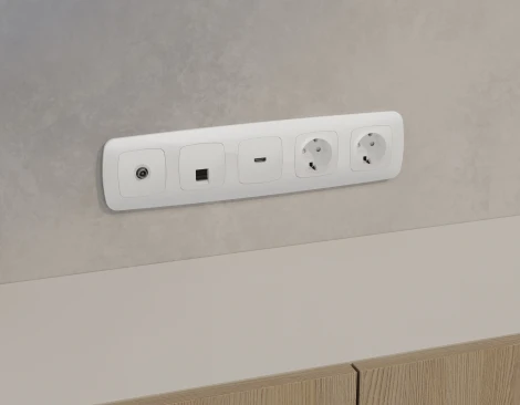 Комплект механизма Ethernet RJ-45 розетки экранированной с автоматической защитной шторкой встраиваемый (белый глянец) Ambrella Volt QUANT MO112005