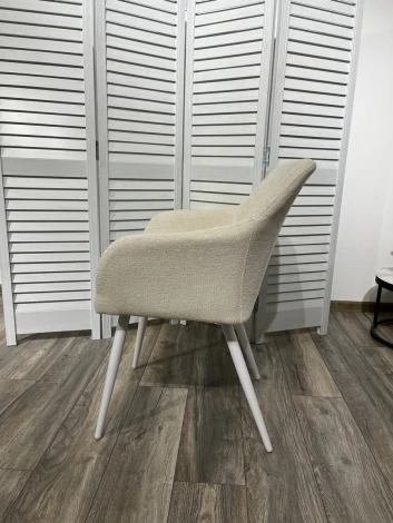 Стул M-City BRANDY WZ2042-01 молочный/ белый каркас