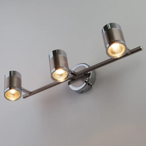 Спот на штанге Eurosvet Prime 20058/3 перламутровый сатин (220V, выключатель, круглые)