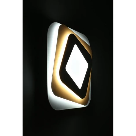 Настенный светильник Omnilux 76 OML-07601-29