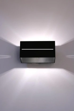 Настенный светильник Lampex Quado PRO 689/KB CZA