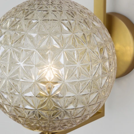 Бра Eurosvet Shape 70131/1 латунь (220V, выключатель, шар)