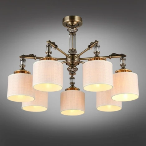 Потолочная люстра на штанге Omnilux 643 OML-64307-07 (220V)