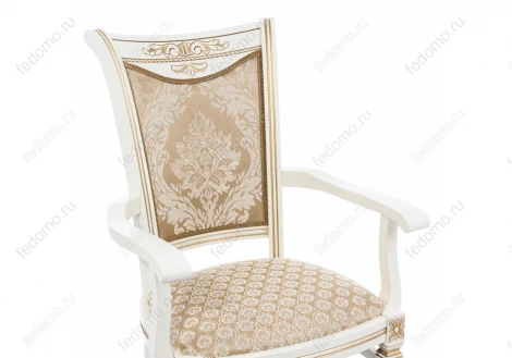 Кресло Woodville Mariano молочное с патиной 438327