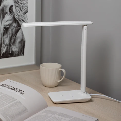 Офисная настольная лампа светодиодная складываемая ЭРА NLED-508-7W-W (220V, выключатель)