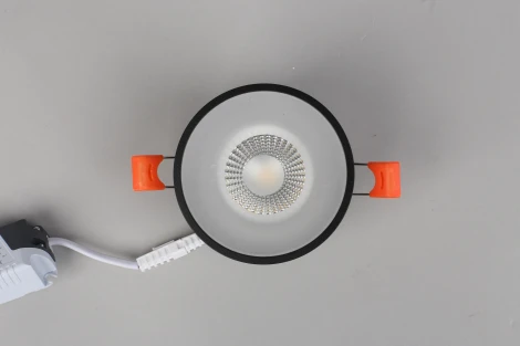 Встраиваемый точечный светильник Omnilux Napoli OML-102719-06 (LED, 220V, круглые)