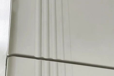 Ева Антресоль трехдверная 117.01 Mebelson (ЛДСП,ПВХ,МДФ/Светлое дерево,Белый) арт.UL.117-M.104.01.3101