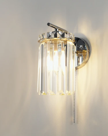 Бра Moderli Everly V10752-1W (220V, хрусталь K9, выключатель)