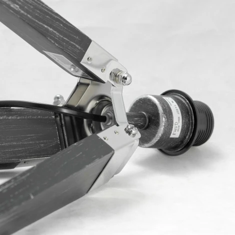 Интерьерная настольная лампа на треноге Lussole Lgo Amistad LSP-0555 (220V, IP21)