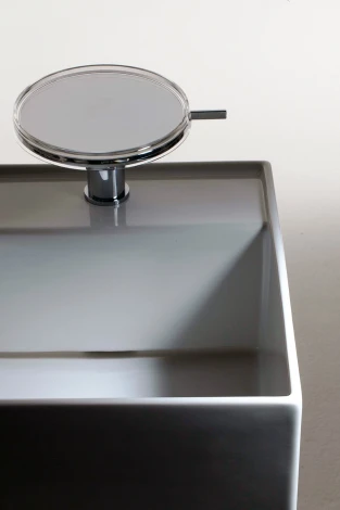 Раковина Laufen Kartell 8.1033.5.000.104.1 60 см