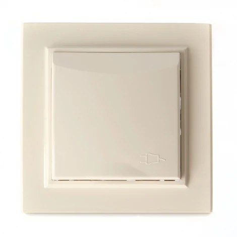 Розетка с заземлением защитной крышкой и шторками (слоновая кость) Stekker Эрна 39238