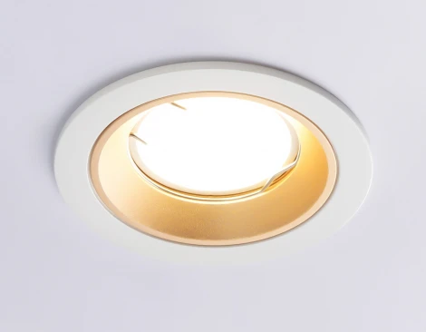 Встраиваемый точечный светильник Ambrella Techno Spot A8922 (220V, круглые)