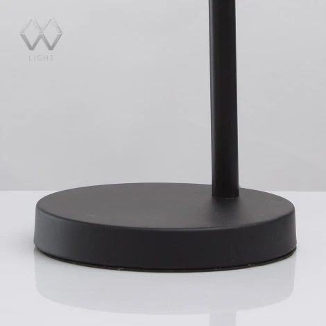 Интерьерная настольная лампа MW-Light Акцент 680030401