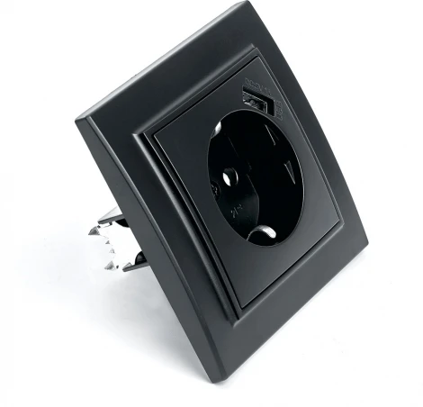 Розетка с заземлением, шторками и USB (черный) Stekker Эрна 39480