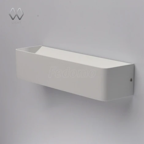 Настенный светильник линейный светодиодный DeMarkt Котбус 492023302