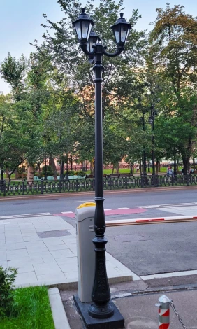 Наземный уличный фонарь Fumagalli Rut E26.205.R30.AXE27