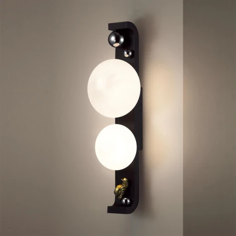 Уличный фасадный светильник Odeon Light Luma 5434/2W черный/золотистый/хром/металл/акрил/декор металл IP54 G9 2*15W max