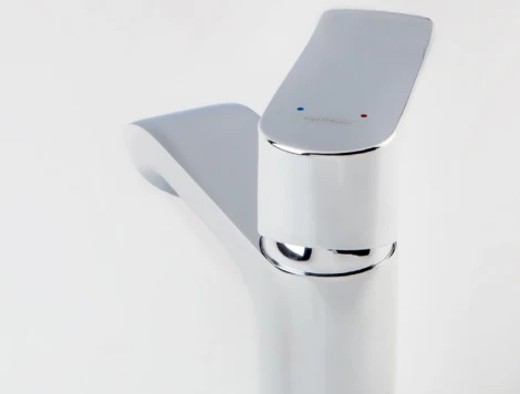 Смеситель Hansgrohe Metris 31080000 для раковины