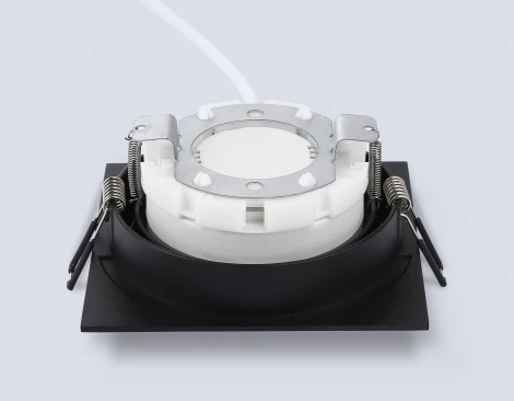 Встраиваемый точечный светильник Ambrella Techno Spot TN51804 (220V)