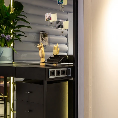 Перекрестный выключатель одноклавишный (черный матовый) Werkel W1113008 (a051611)