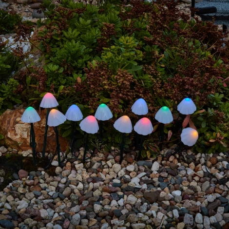 Садовый светильник на солнечной батарее «Разноцветные грибы», в комплекте из 12 штук. 12 светодиодов, разноцветный свет. 1*АA Ni-Mh аккумулятор в/к. IP44 Uniel USL-S-830/PM020 MULTICOLOR MUSHROOMS SET12