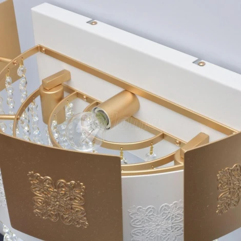 Настенный светильник Chiaro Кармен 394021103