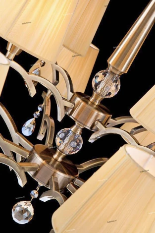Подвесная люстра Maytoni Arte ARM901-12-R