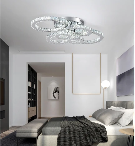 Потолочная люстра Moderli Luna V1592-CL