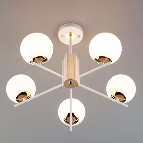 Потолочная люстра Eurosvet Lucas 70092/5 белый