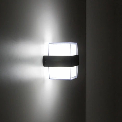 Настенный светильник уличный Citilux CLU0009K (LED, 220V, куб, IP54)