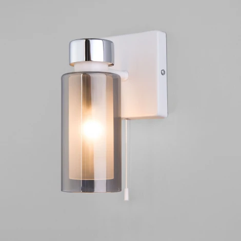 Бра Amado 70115/1 белый Eurosvet (220V, выключатель)