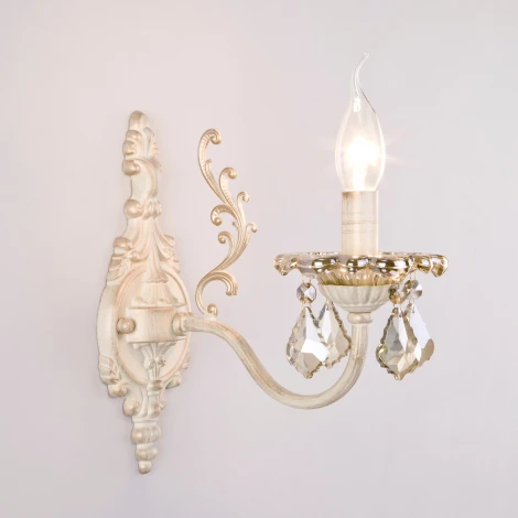 Бра Eurosvet 3281 3281/1 белый с золотом / тонированный хрусталь (220V, хрусталь Strotskis, подвески, подсвечник, свеча)