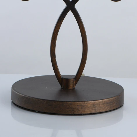 Интерьерная настольная лампа Chiaro Айвенго 669031403