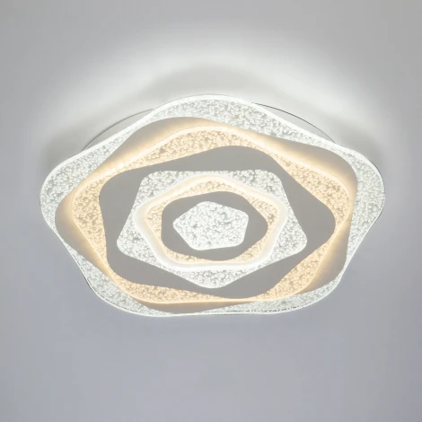 Потолочная люстра Eurosvet Puff 90162/1 белый