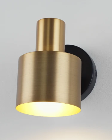 Спот с выключателем Moderli Artis V11274-1W (220V)