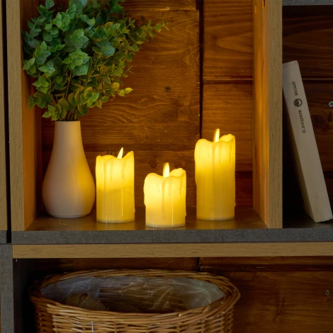 Фигура светодиодная «Свеча» на батарейках LR44 (в/к), в составе набора из 3 штук. 1 светодиод Uniel ULD-F063 WW CANDLE SET3