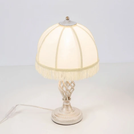 Интерьерная настольная лампа бахрома с выключателем Citilux Базель CL407801