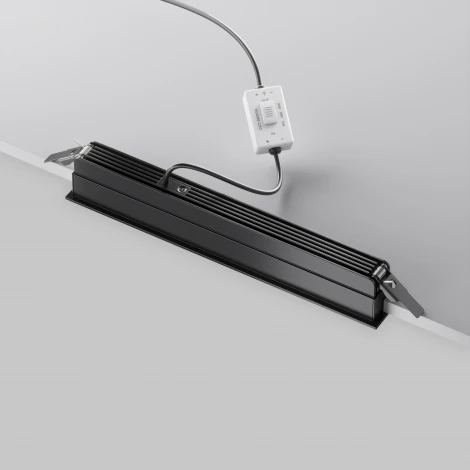 Встраиваемый линейный светильник светодиодный Maytoni Parete DL100-12W2.7-3-4K-B (220V)