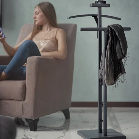 Вешалка костюмная ГАЛАНТ 340 черный/ серый графит от фабрики Mebelik