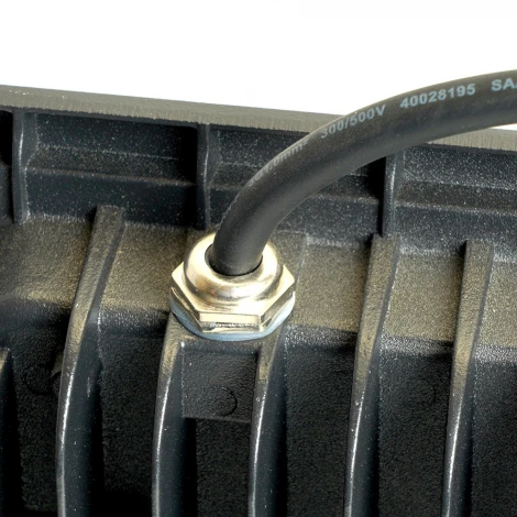 Прожектор уличный светодиодный Saffit SFL90-200 55231 IP65 300W 6400K черный