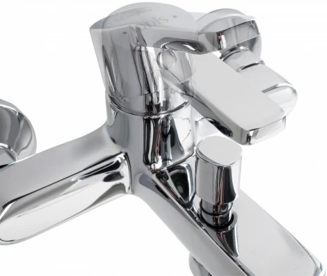 Смеситель Iddis Sena SENSB00I02WA для ванны с душем