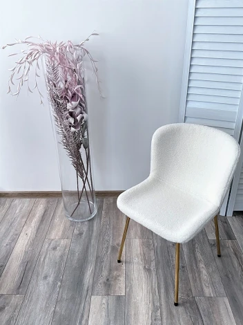 Стул RIYA UF992-01 Белый, teddy / золотой каркас М-City