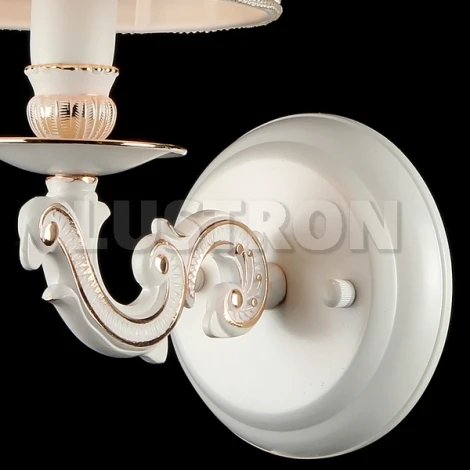 Бра Maytoni Elegant 24 ARM376-01-W