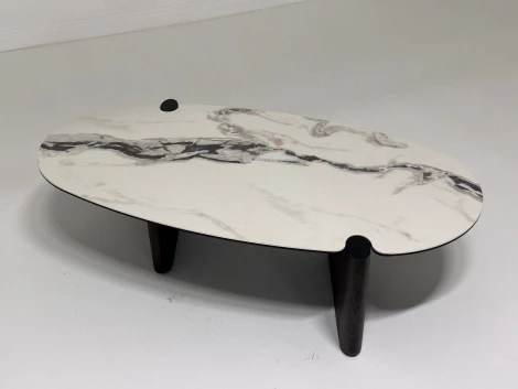 Стол кофейный АРН (ARN) цвет FENDI WHITE керамика на стекле/массив/ МДФ, дубовый шпон ®DISAUR M-City 64676