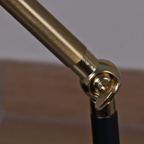 Интерьерная настольная лампа Reluce 02225-2.7-01 BK (220V)