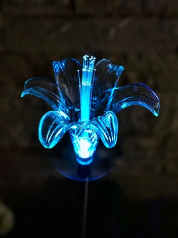 Грунтовый светильник на солнечной батарее RGB Uniel USL-S-104/MT810 Lily (LED, цветы, IP44)