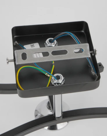 Потолочная люстра на штанге Мелодия Света 000050559