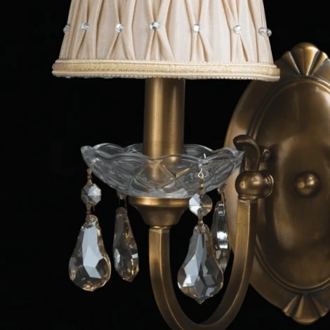 Бра Chiaro Паула 411020202